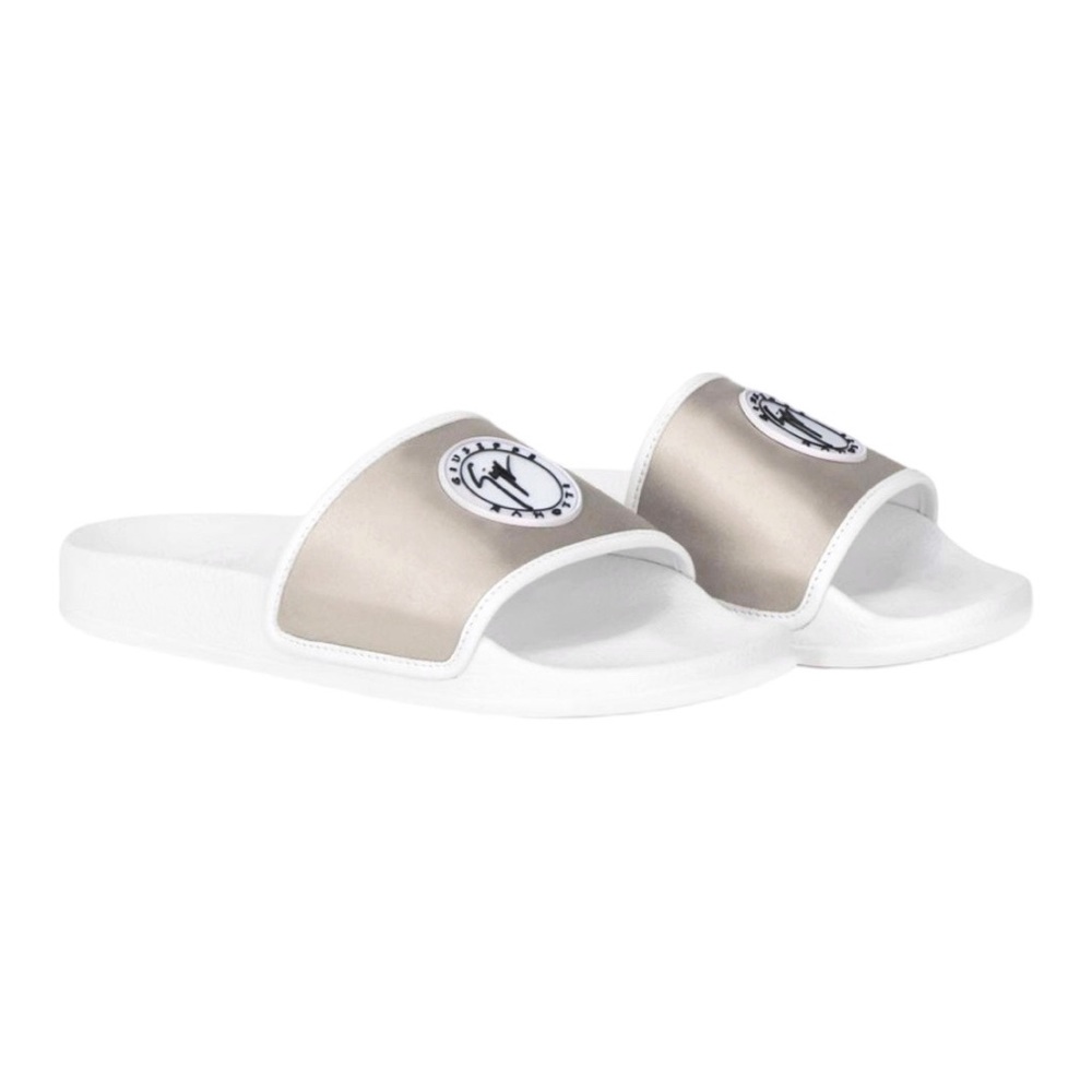 NIB Giuseppe Zanotti Flat White Silver Flats Pool Shoes Slides Sz. 38